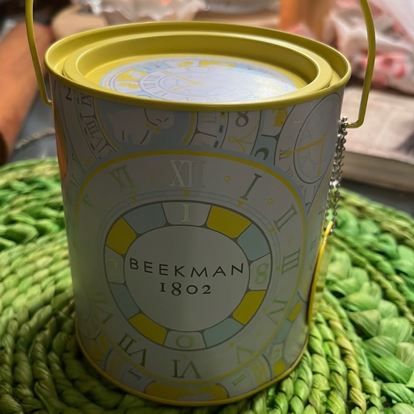 Beekman 1802 Make Time For Kindness Yellow Paint/Canister Tin and Goat Milk Soap - Picture 1 of 4